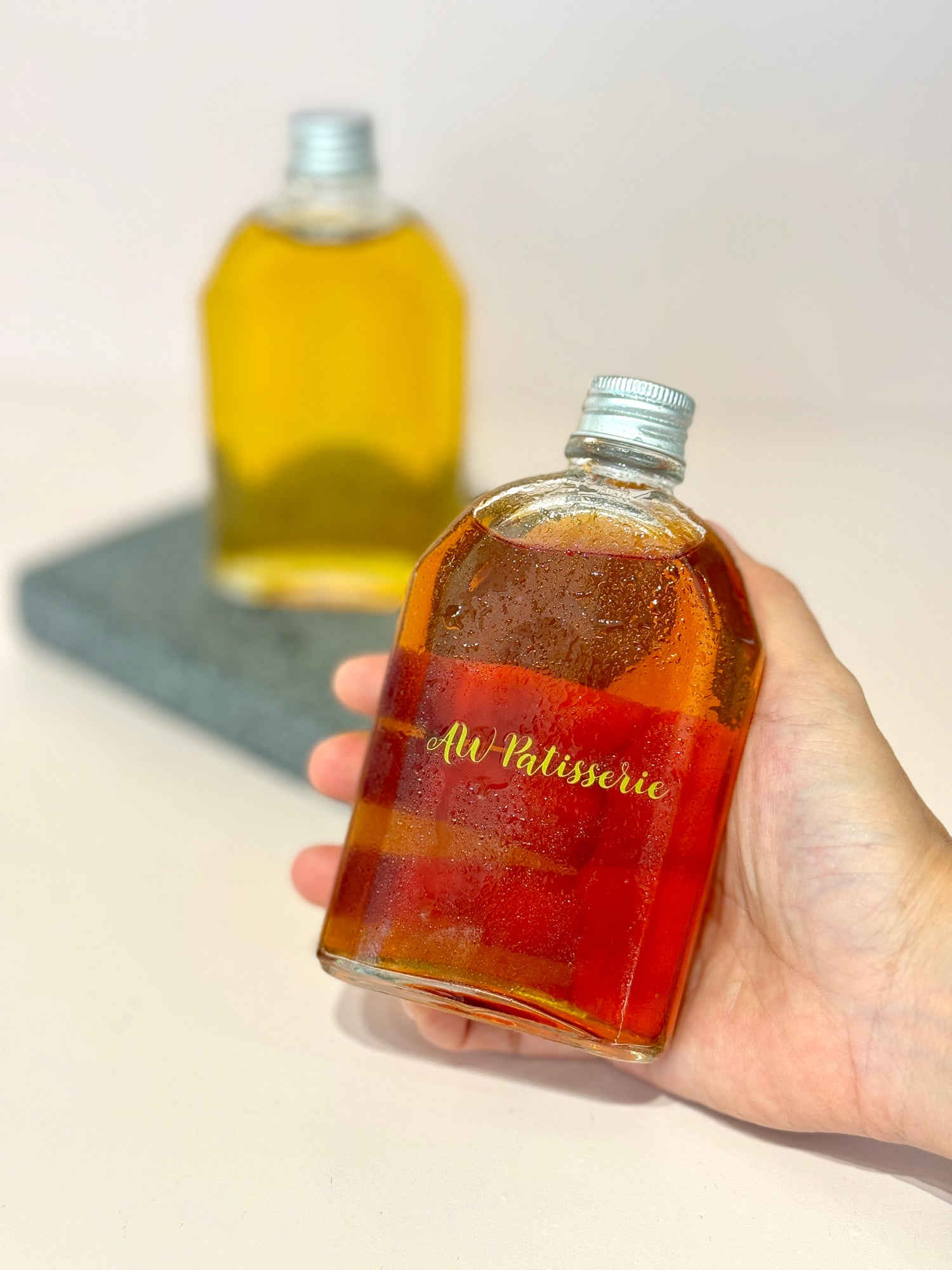 AW Patisserie 手工冷泡英國唐寧伯爵茶 意大利西西里開心果奶 獨家飲品系列