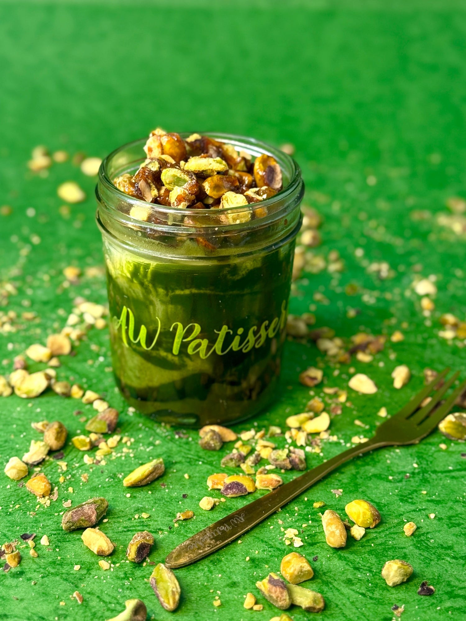 AW Patisserie 超濃郁開心果蛋糕杯 多層次黑朱古力蛋糕杯 招牌蛋糕杯系列