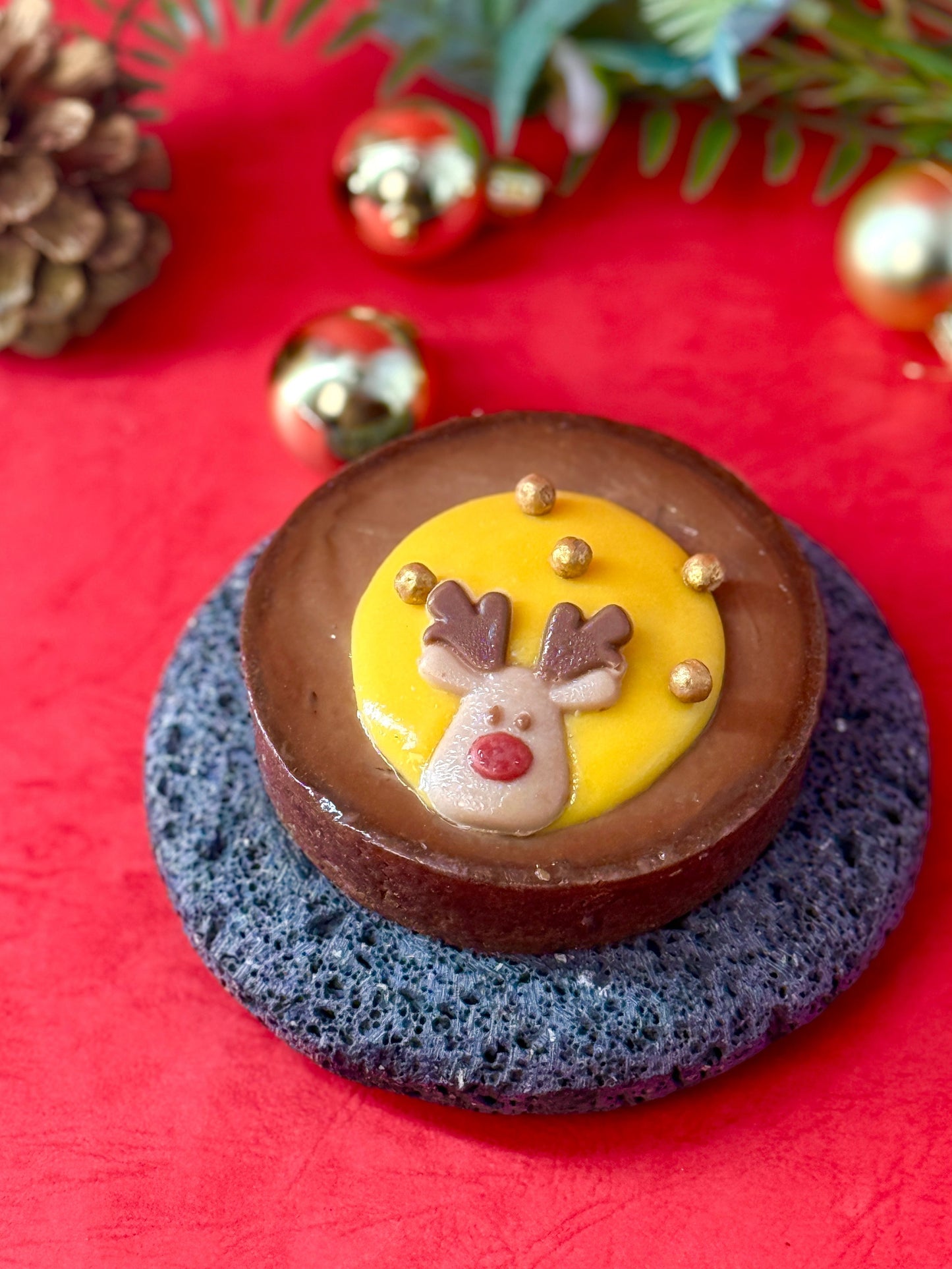 AW Patisserie 熱情果牛奶朱古力撻