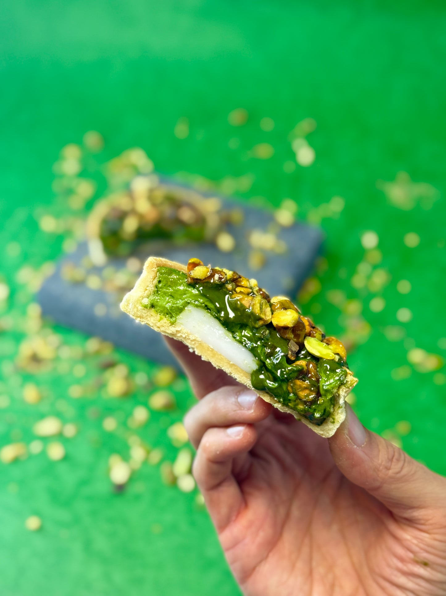 開心果、麻糬、芝士內餡特寫