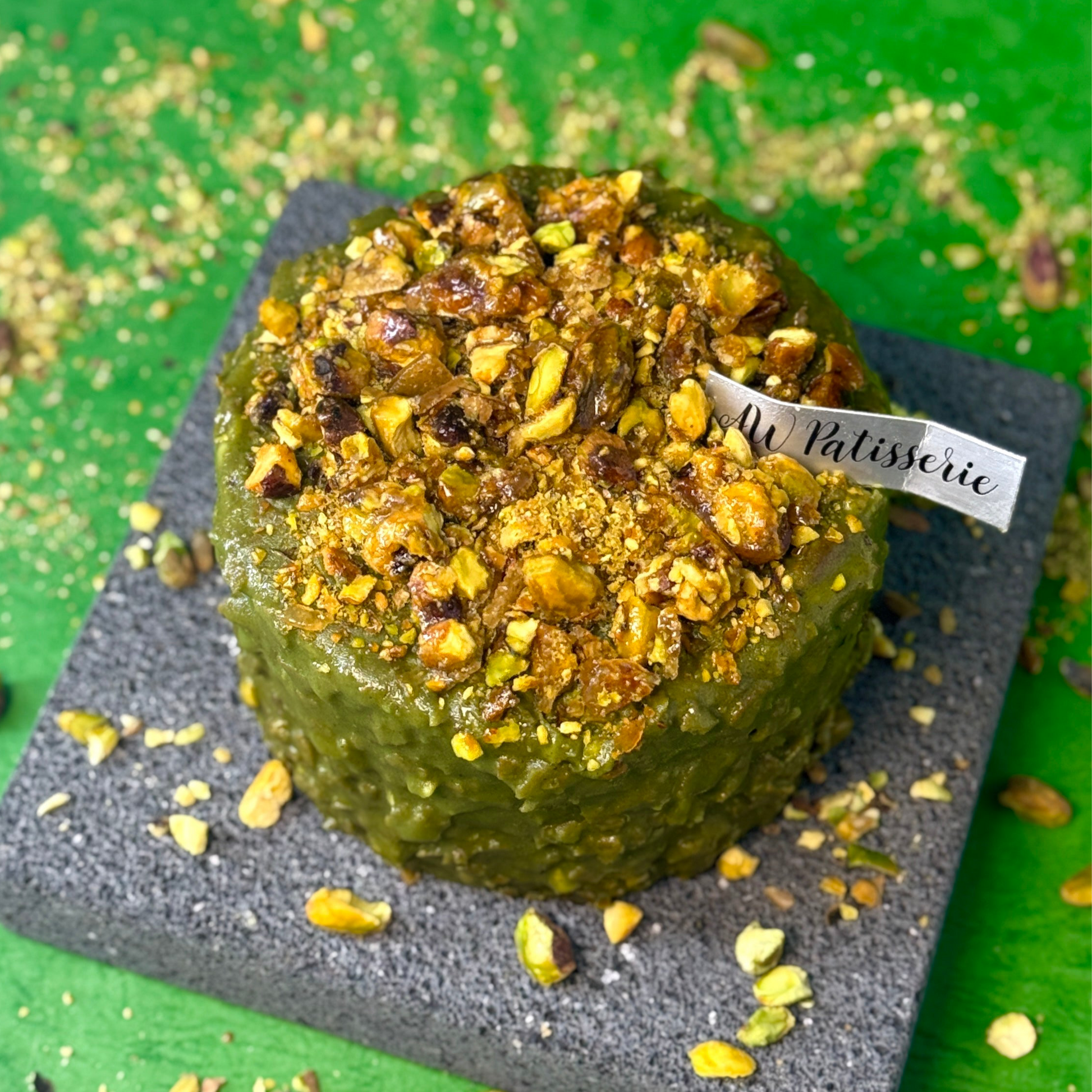 AW Patisserie 4吋三重開心果脆脆生日蛋糕 藍帶餅師手製三重開心果脆脆蛋糕