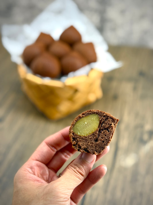 AW Patisserie 香港法式藍帶手工秋栗可可瑪德蓮 原粒栗子 貝殼蛋糕 散水餅禮盒