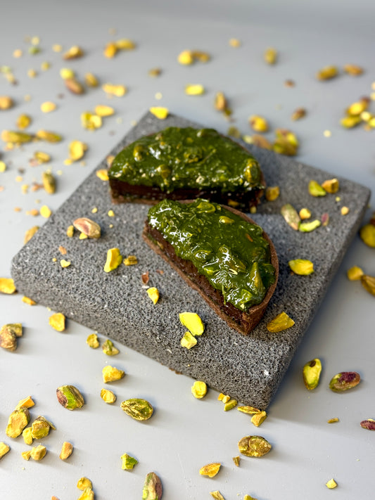 Dubai Pistachio Midnight Chocolate Tart-1