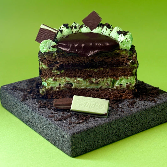 Seasonal Special Mint Chocolate Cake-1