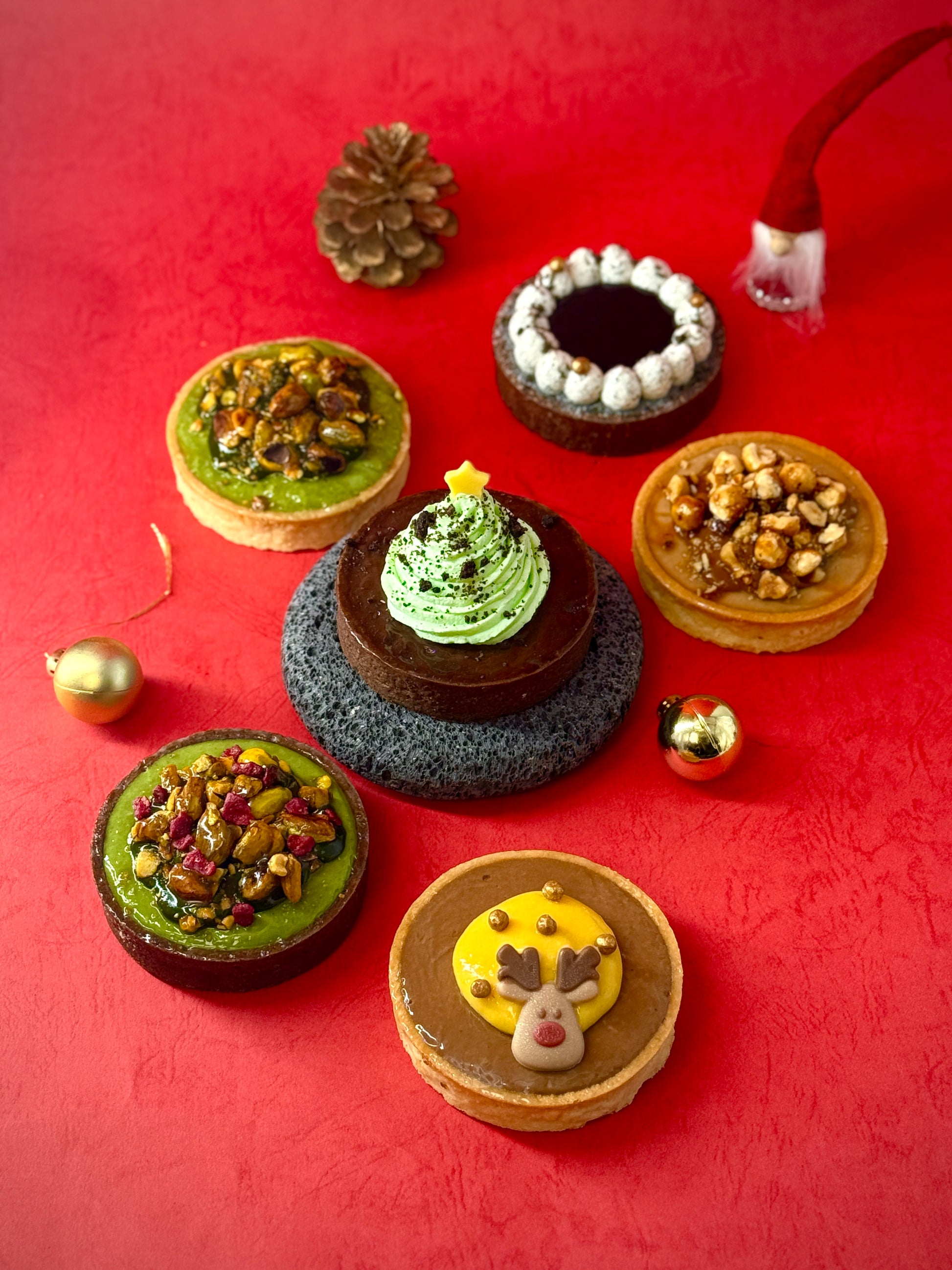 AW Patisserie Christmas Tart Collection