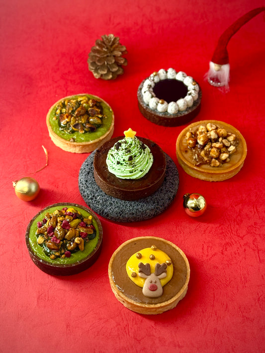 AW Patisserie Christmas Tart Collection